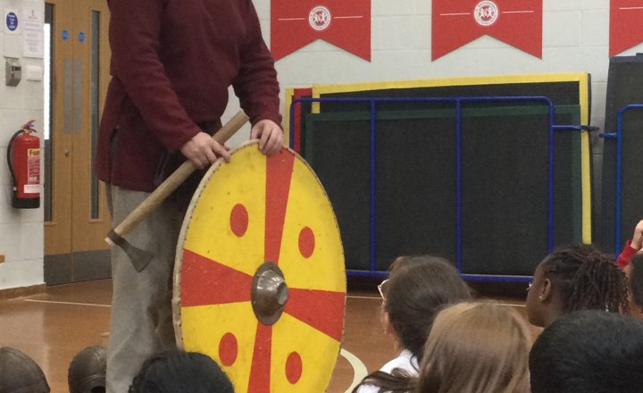 Image of Year 4 (Class 10) - History - Anglo Saxon Workshop