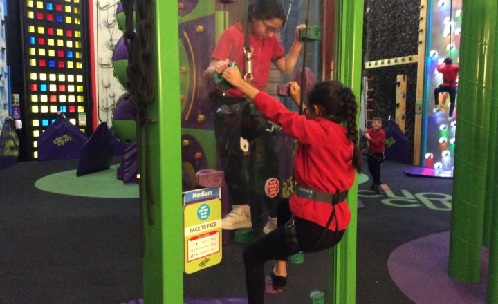 Image of Year 4 (Class 10) - P.E - Clip n Climb Experience