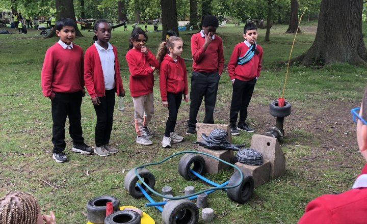 Image of Year 4 (Class 11) - Art - Sculpture Park Trip