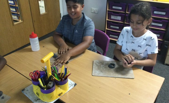 Image of Year 4 (Class 11) - Design Technology - Clay Pots