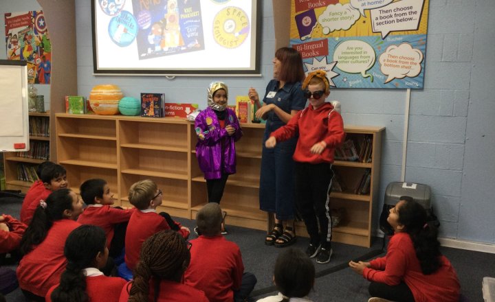 Image of Year 5 (Class 14) - History - Author Visit