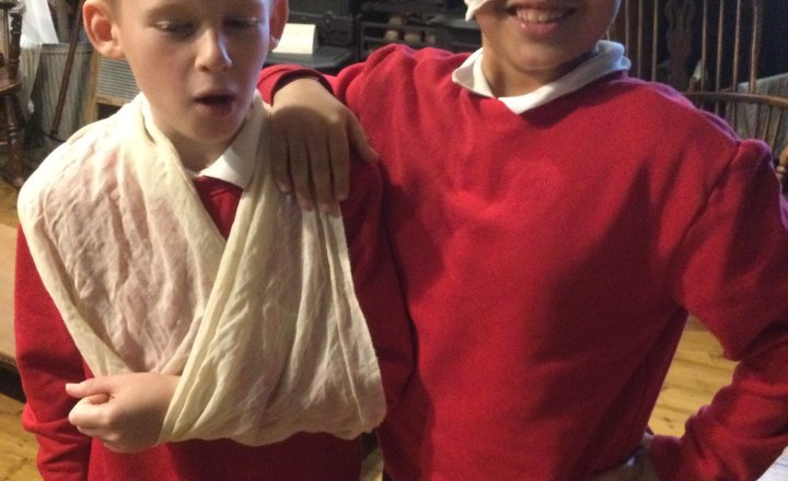 Image of Year 5 (Class 14) - History - Lotherton House Trip