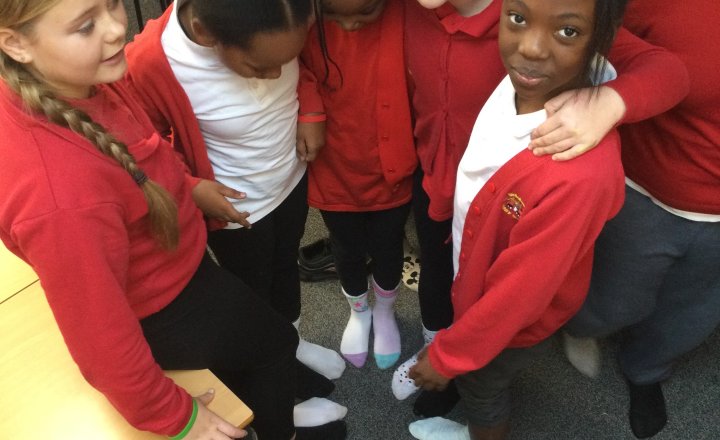 Image of Year 5 (Class 15) - Odd Socks Day