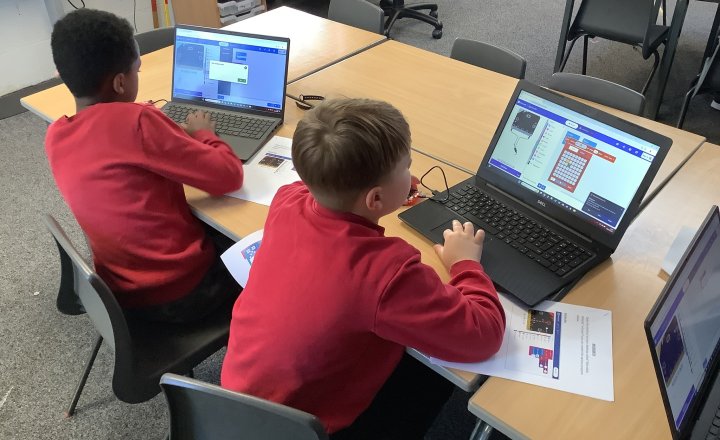 Image of Year 5 - Computing Club - Micro:Bits