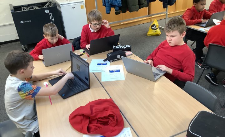 Image of Year 5 - Computing Club - Wikipedia Sections and Touch Typing