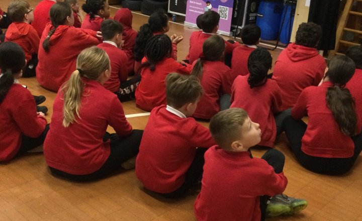 Image of Year 6 (Class 15) - English - Poetry Workshop
