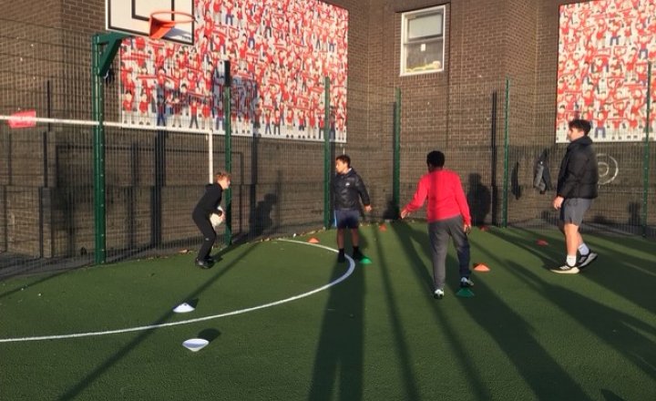 Image of Year 6 (Class 15) - P.E - Rugby Skills