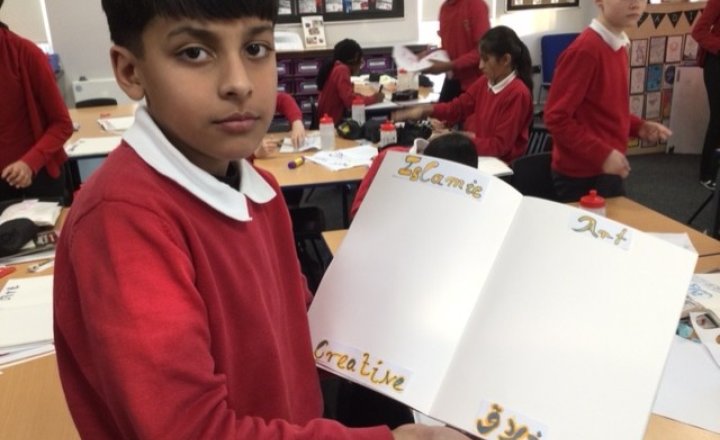 Image of Year 6 (Class 16) - Art - Islamic Art