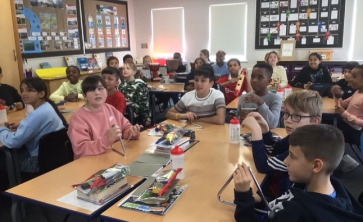 Image of Year 6 (Class 16) - Music - Dreaming of Mars