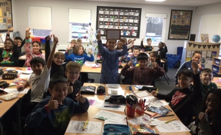 Image of Year 6 (Class 16) - Trackit Winners