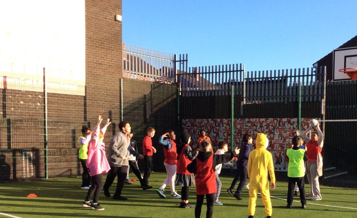 Image of Year 6 (Class 17) - P.E - Rugby