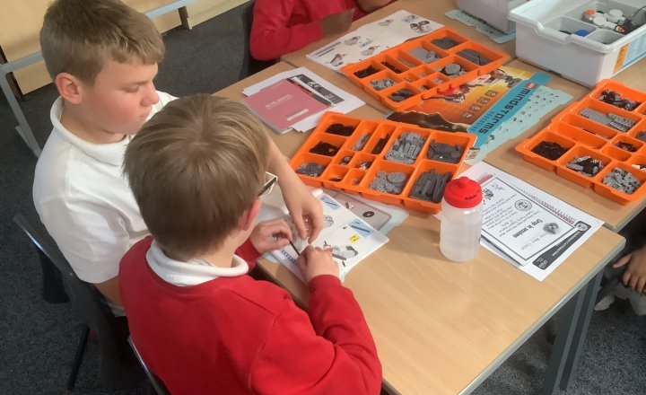 Image of Year 6 - Computing Club - Lego Mindstorm Robots