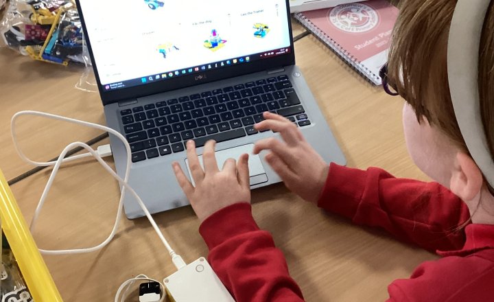 Image of Year 6 - Computing Club - Lego Spike Prime Introduction