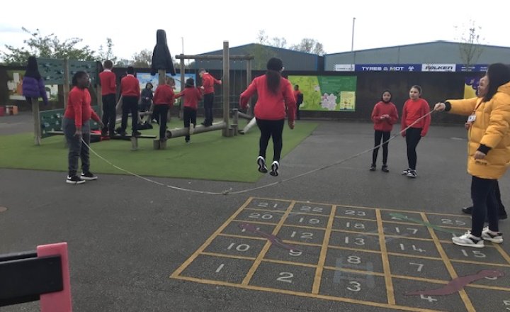Image of Year 6 - Lunchtime Activities