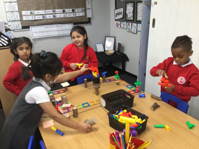 Image of Year 2 (Class 6) - English - Castles
