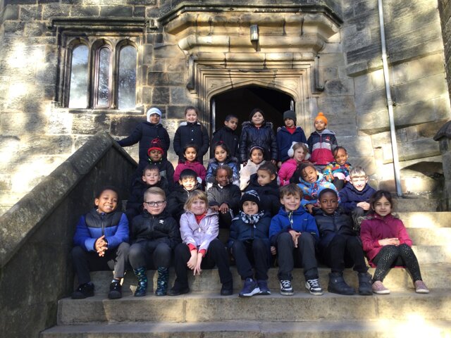 Image of Year 2 (Class 6) - History - Skipton Castle Trip