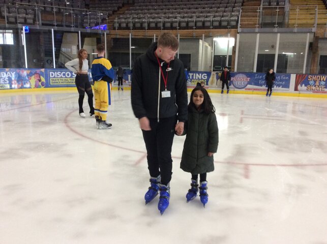 Image of Year 3 (Class 8) - Ice Skating