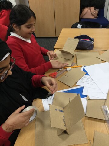 Image of Year 5 (Class 13) - Design Technology - Mobile Stands