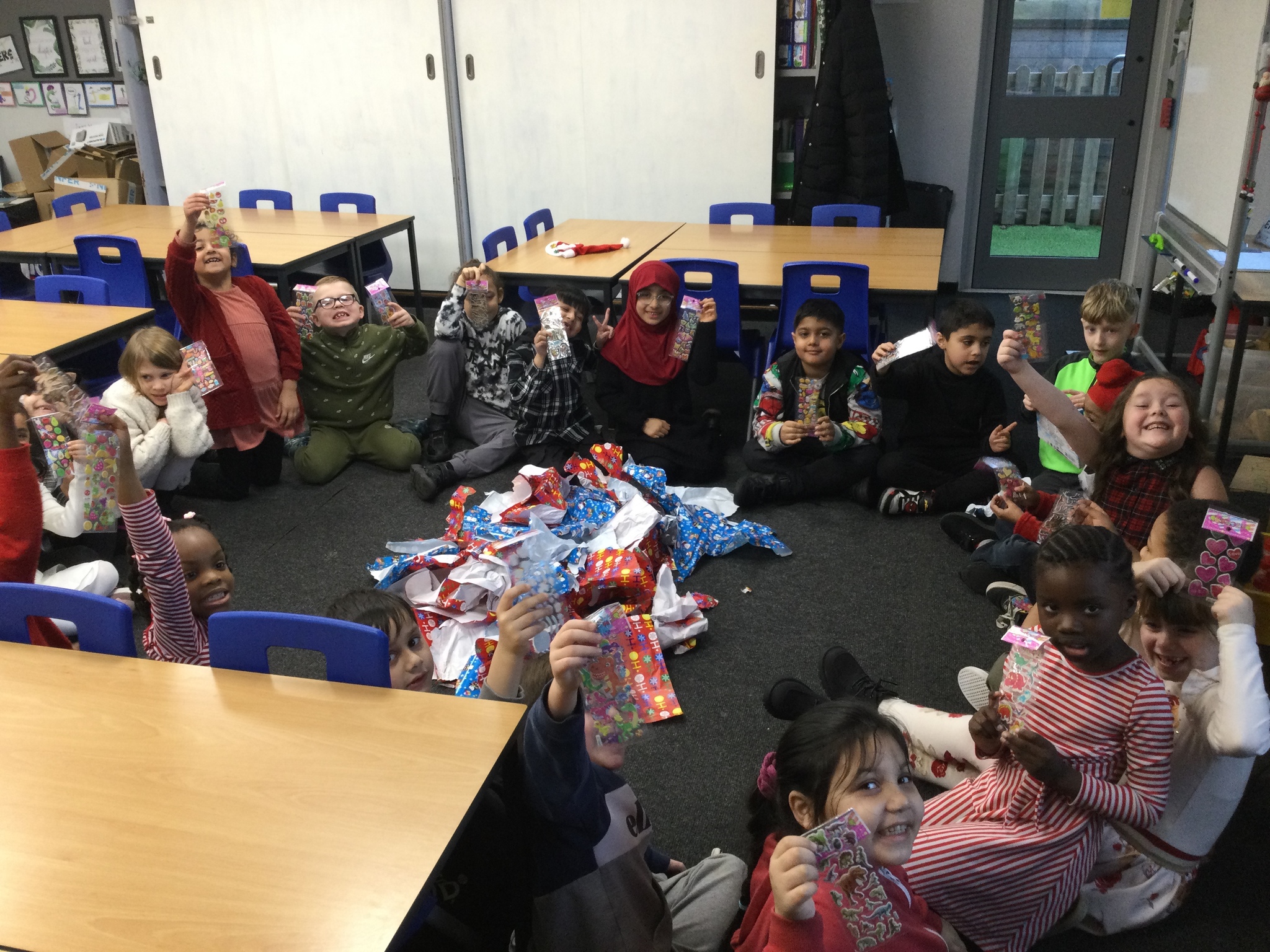 Image of Year 2 (Class 6) - Christmas Party