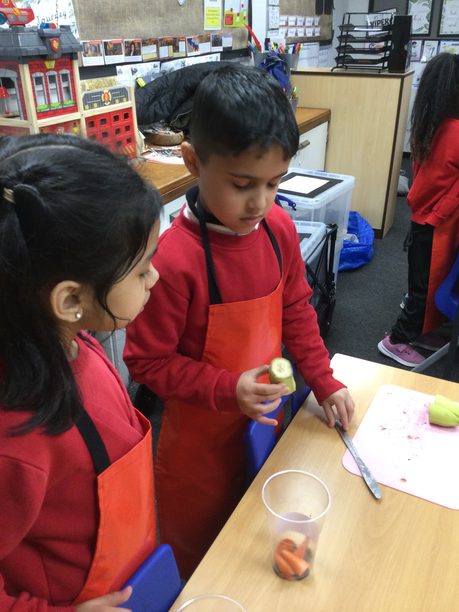 Image of Year 2 (Class 6) - DT / PSHE - Classroom Kitchen