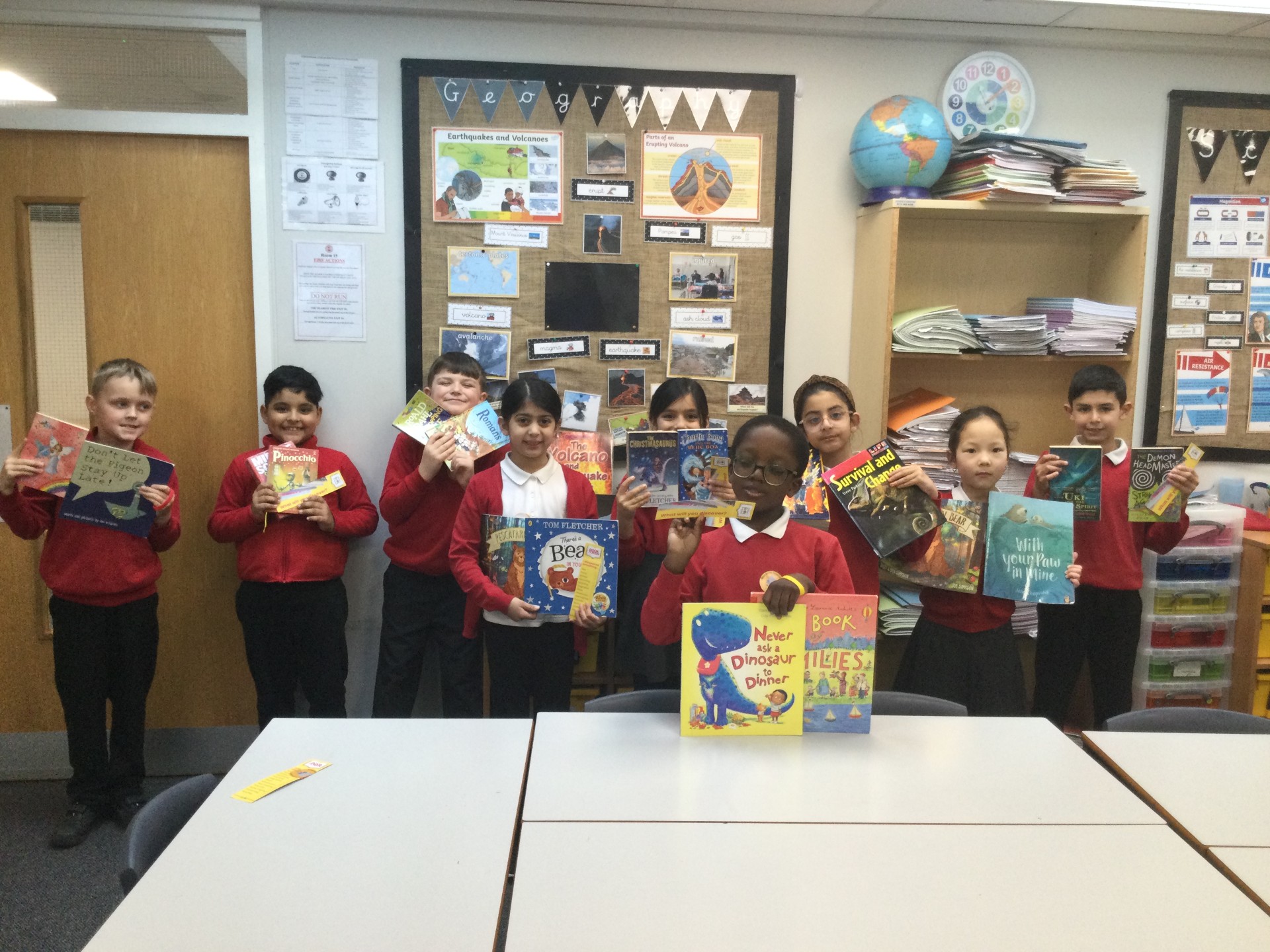 Image of Year 3 (Class 7) - Book Shop