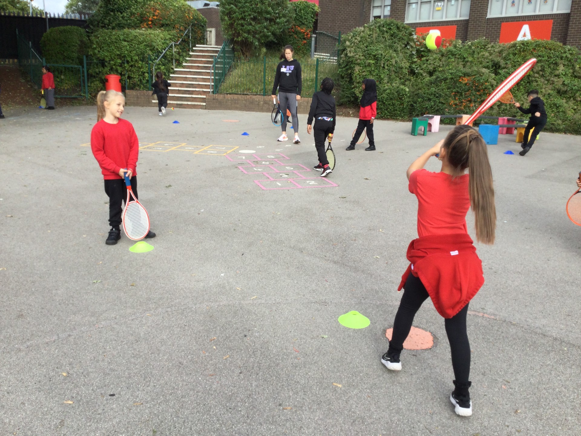 Image of Year 3 (Class 9) - P.E - Tennis