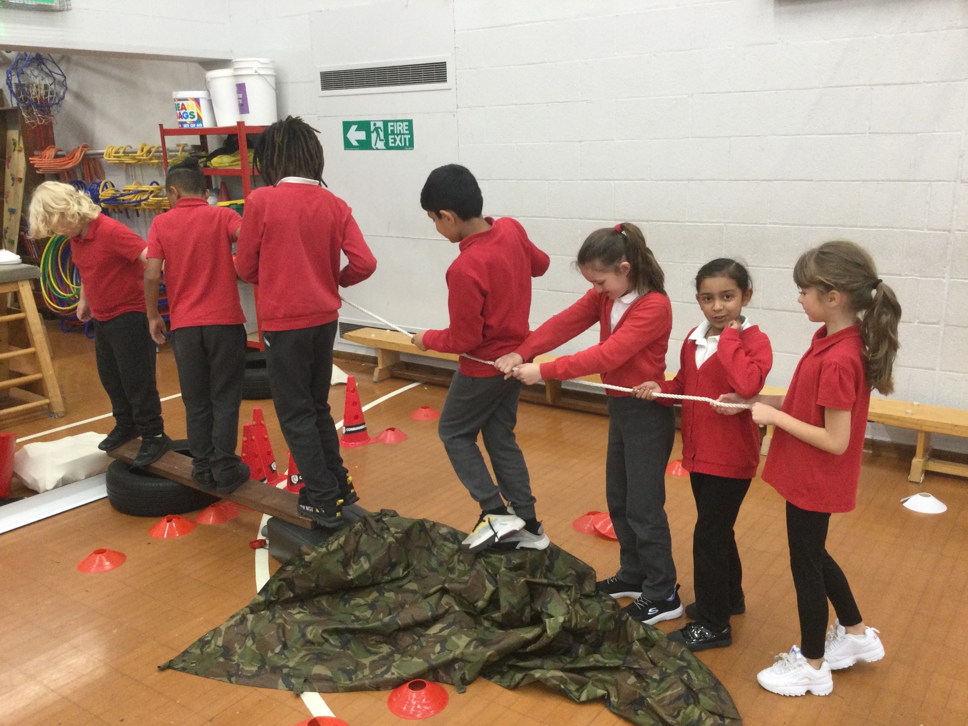 Image of Year 4 (Class 11) - Commando Joe's - Obstacles