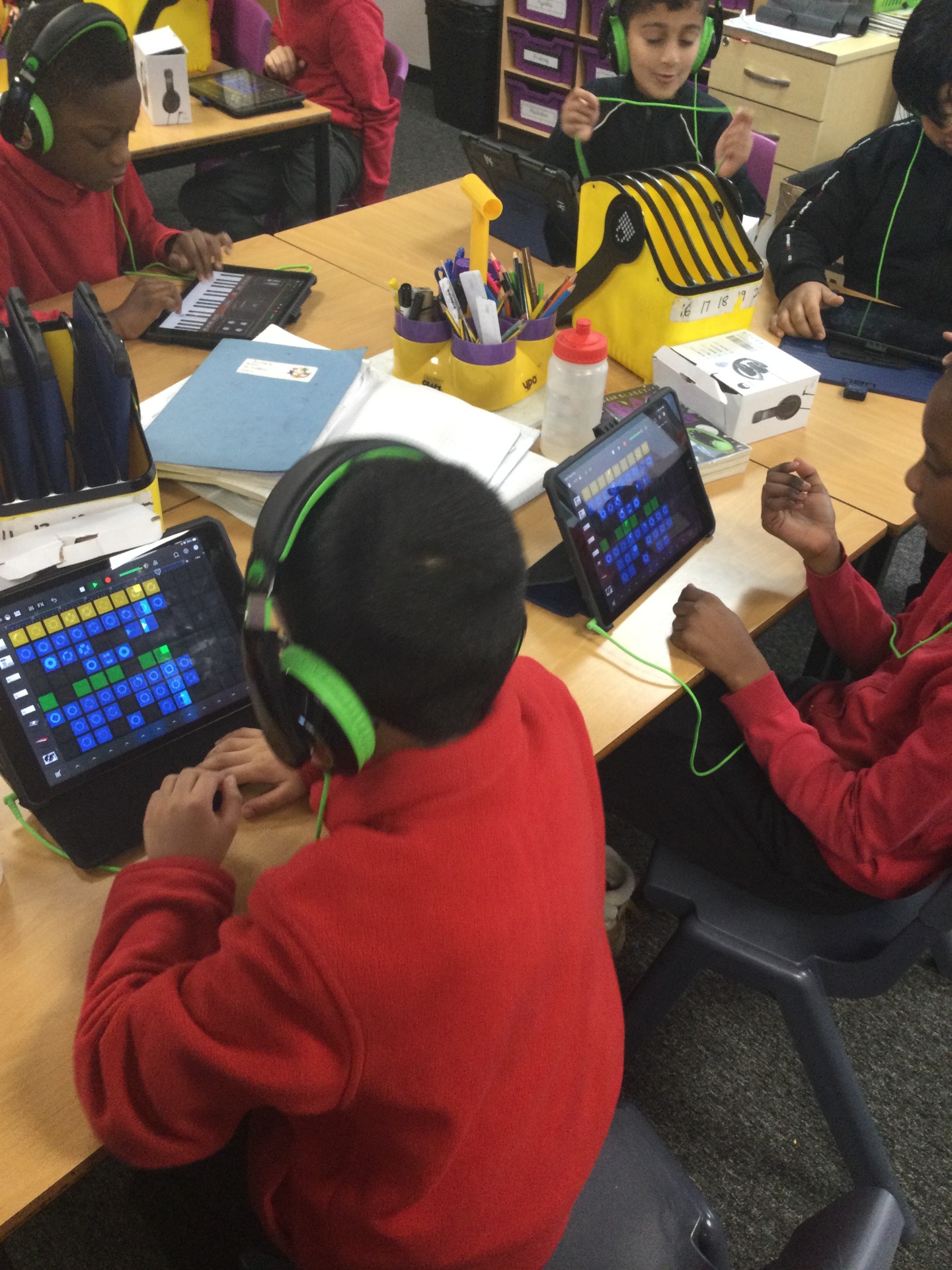 Image of Year 4 (Class 11) - Computing - Garage Band Loops