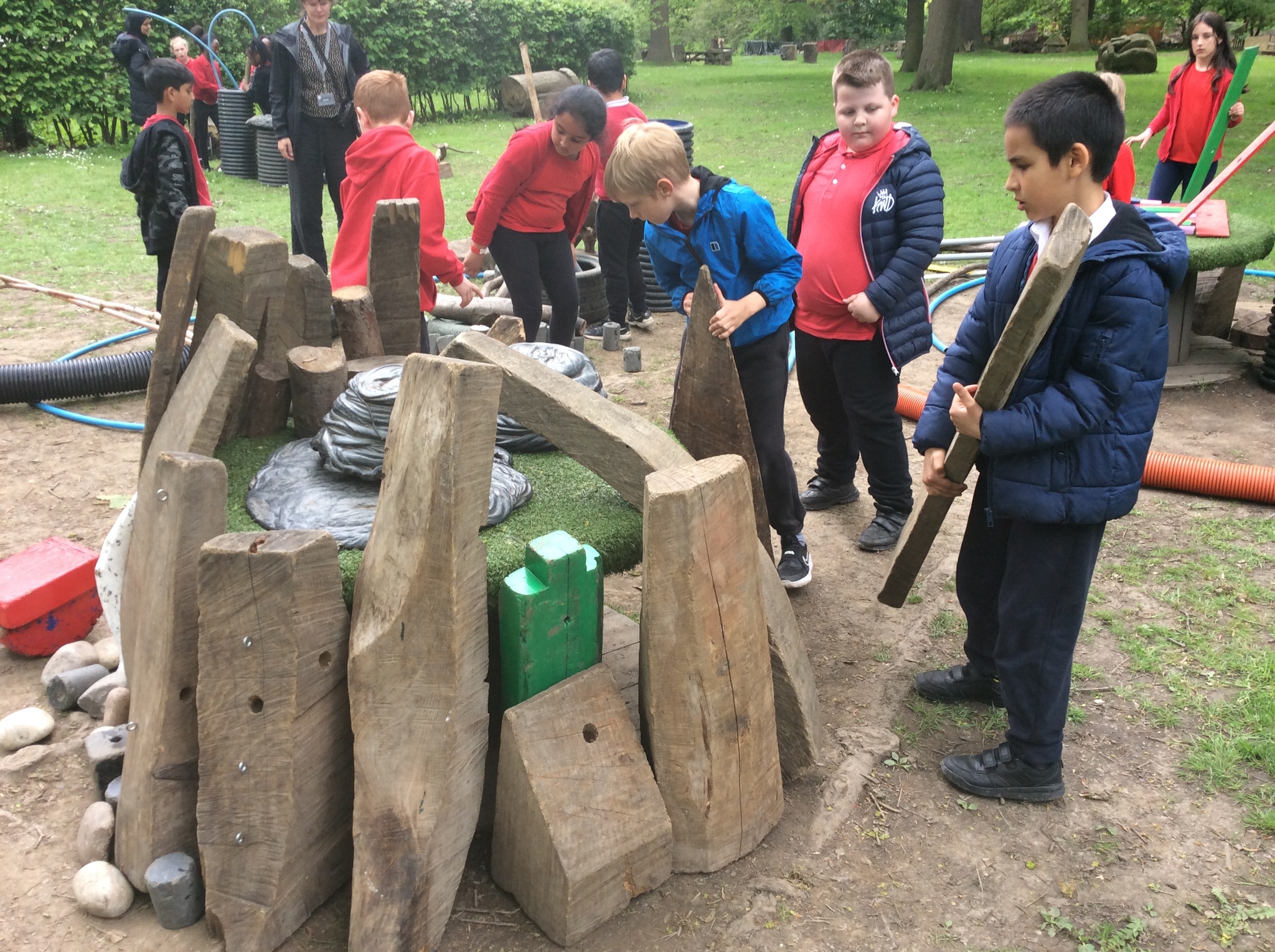 Image of Year 4 (Class 12) - Art - Sculpture Park Trip