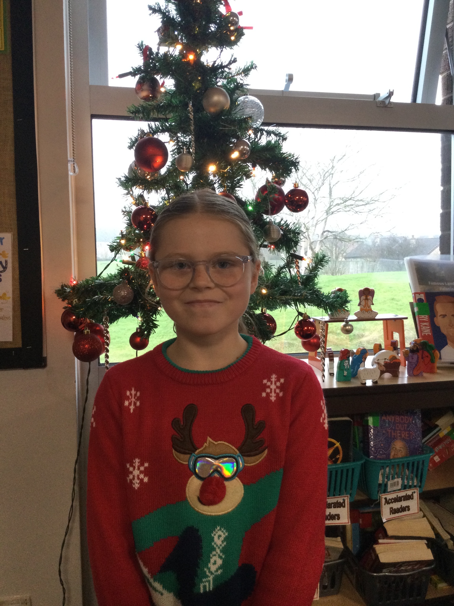 Image of Year 5 (Class 12) - Christmas Jumper Day