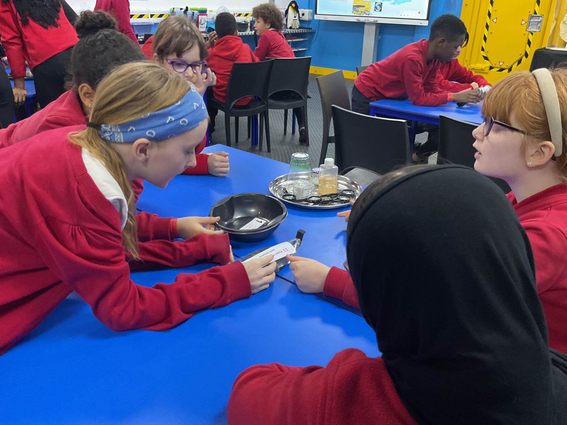 Children studying at the Deep, Hull.