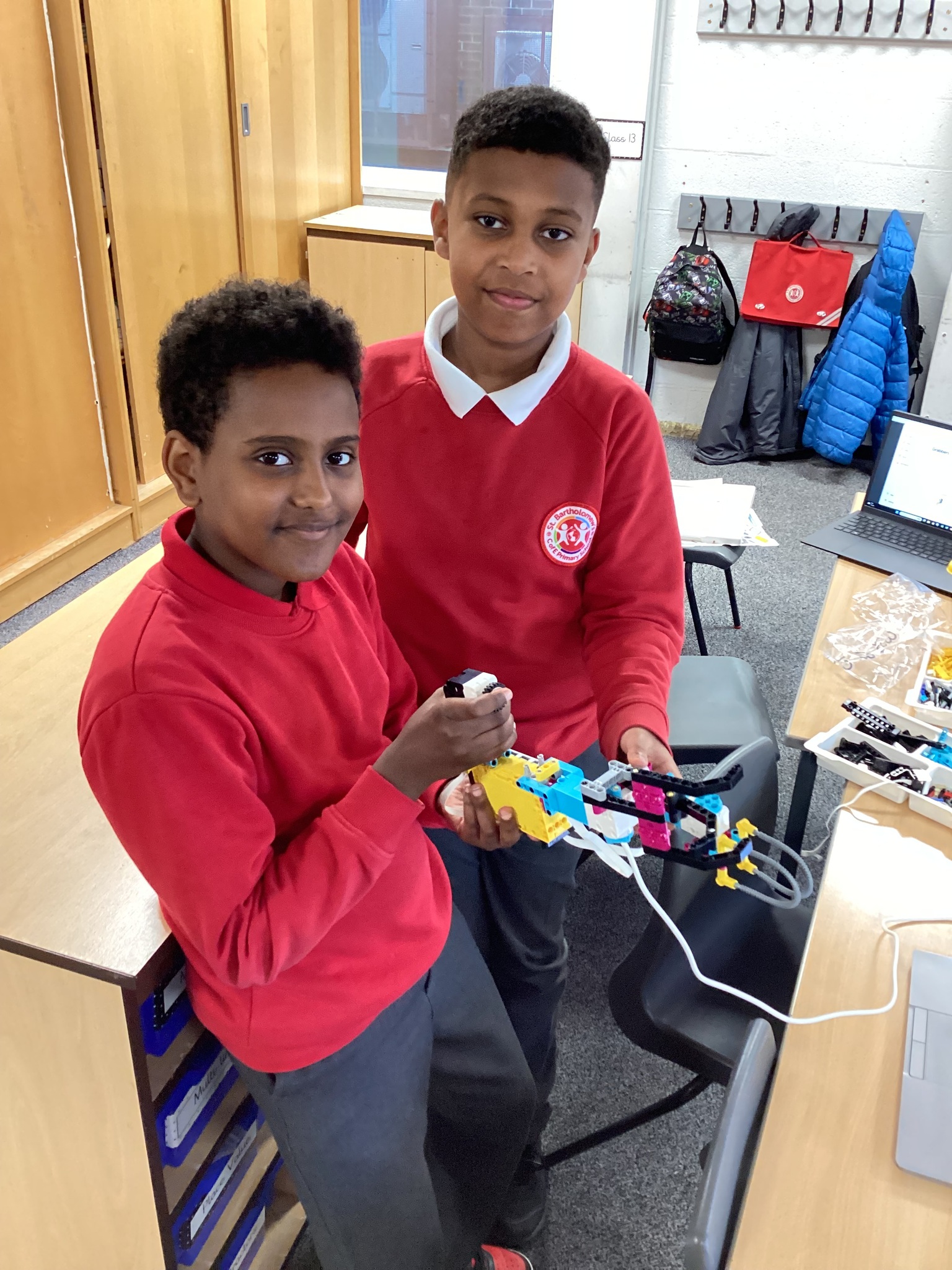 Image of Year 5 - Computing Club - Choose your own build!