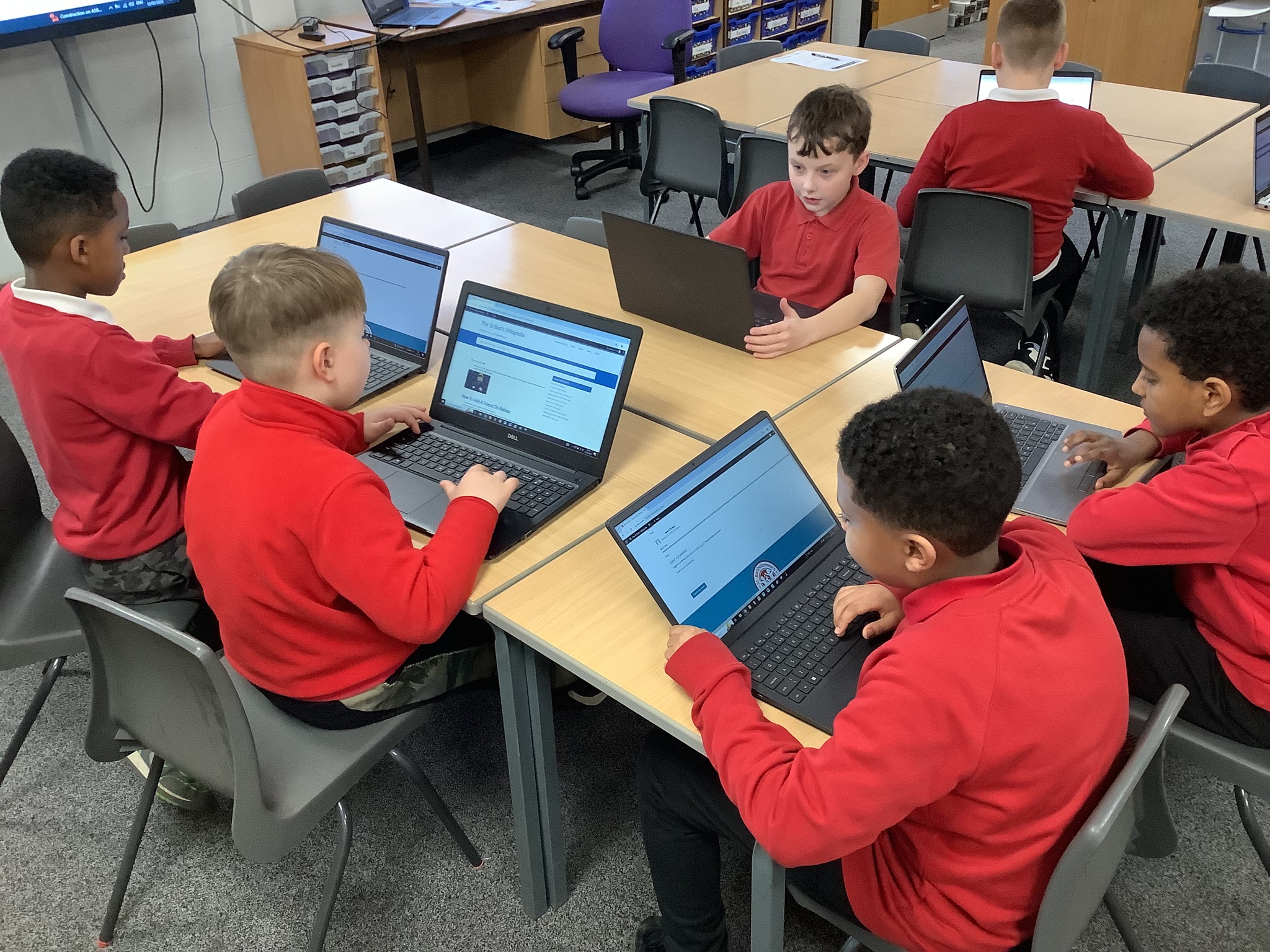 Image of Year 5 - Computing Club - Online Comments