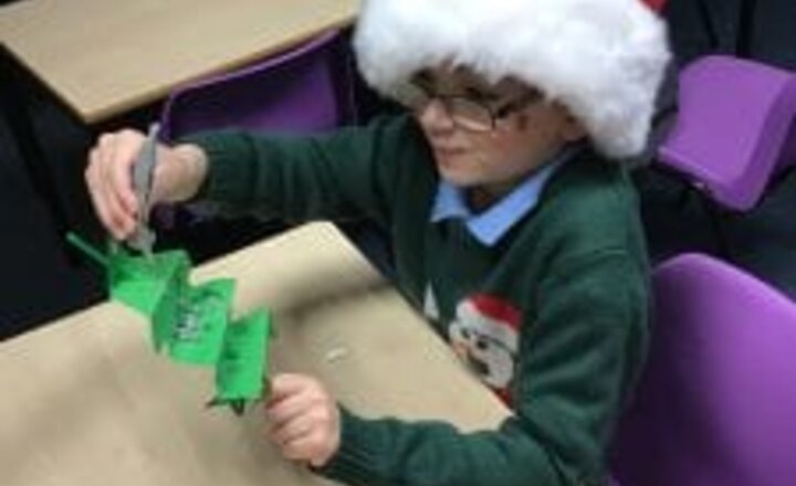 Image of Christmas Tree Making Fun