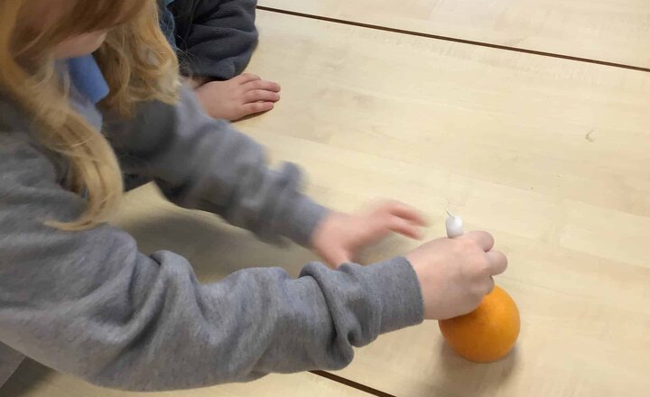 Image of Y1 Christingles