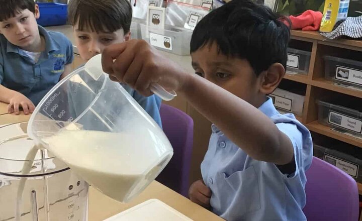 Image of Year 1 Smoothie Making