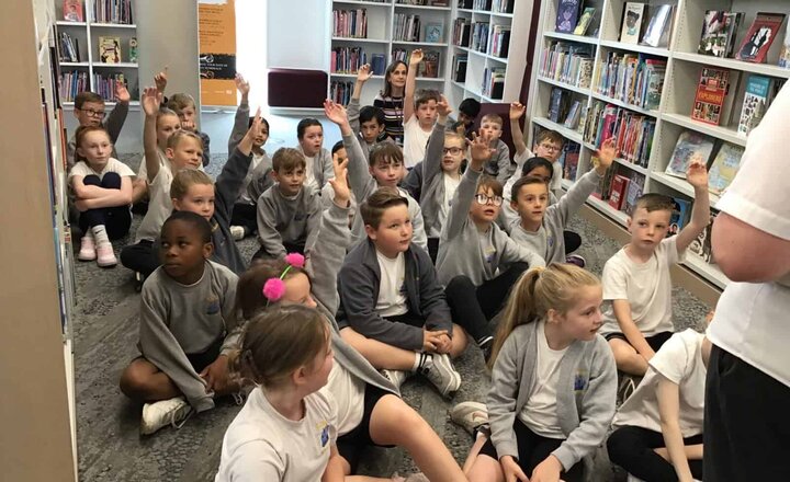 Image of Year 3 Library Visit