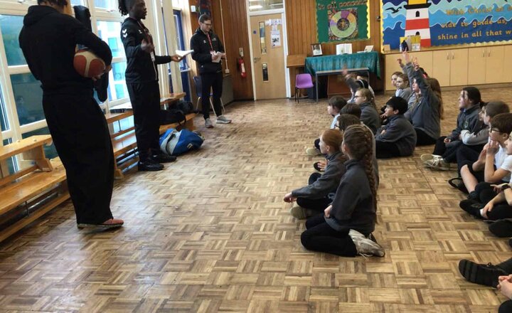 Image of Year 5 Hoops 4 Health Roadshow