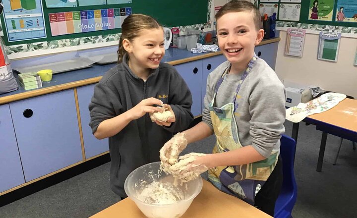 Image of Year 5 Star Bakers!