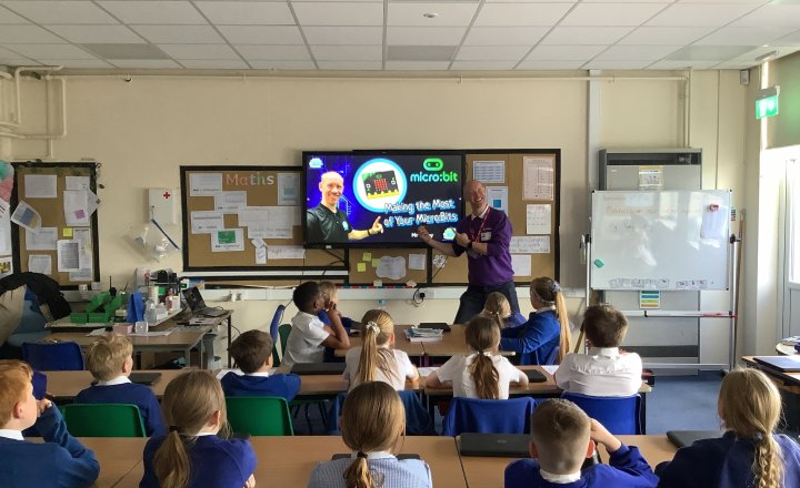 Mr Bailey visits Year 4 and 5 pupils at St Bega's, to teach their coding using Micro:Bits