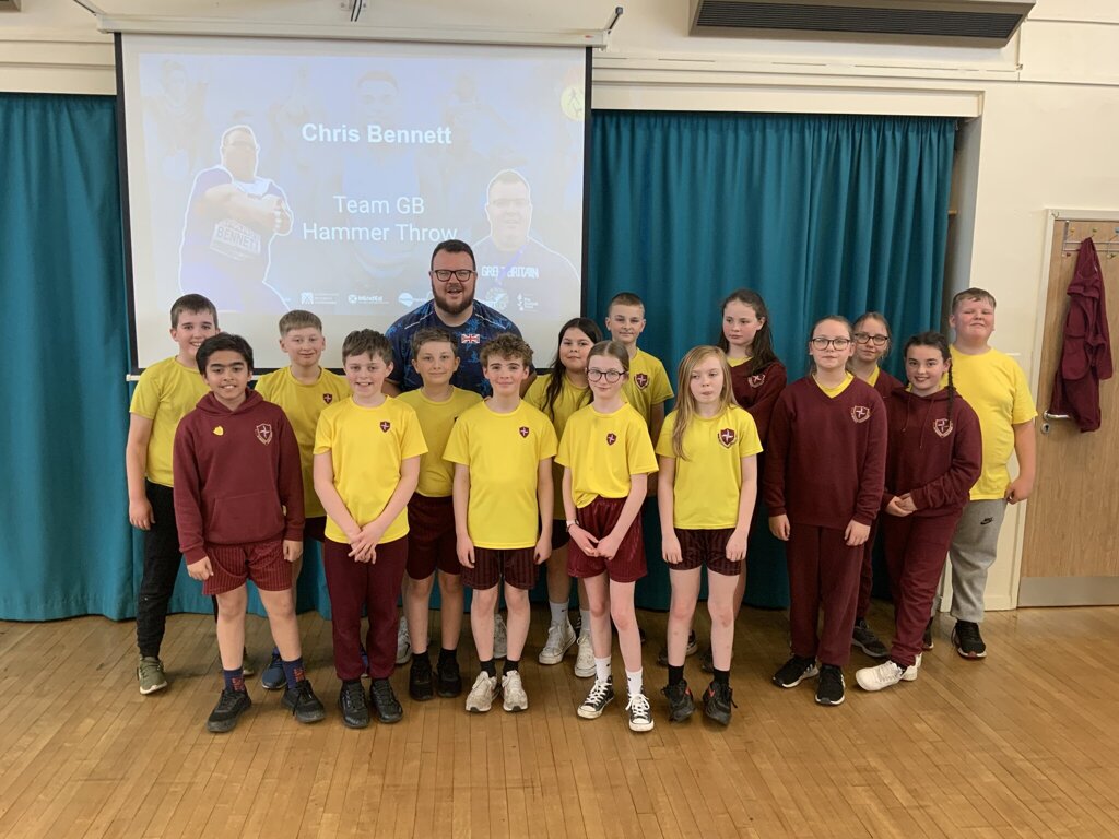 Image of Y6 train with Olympian Chris Bennett