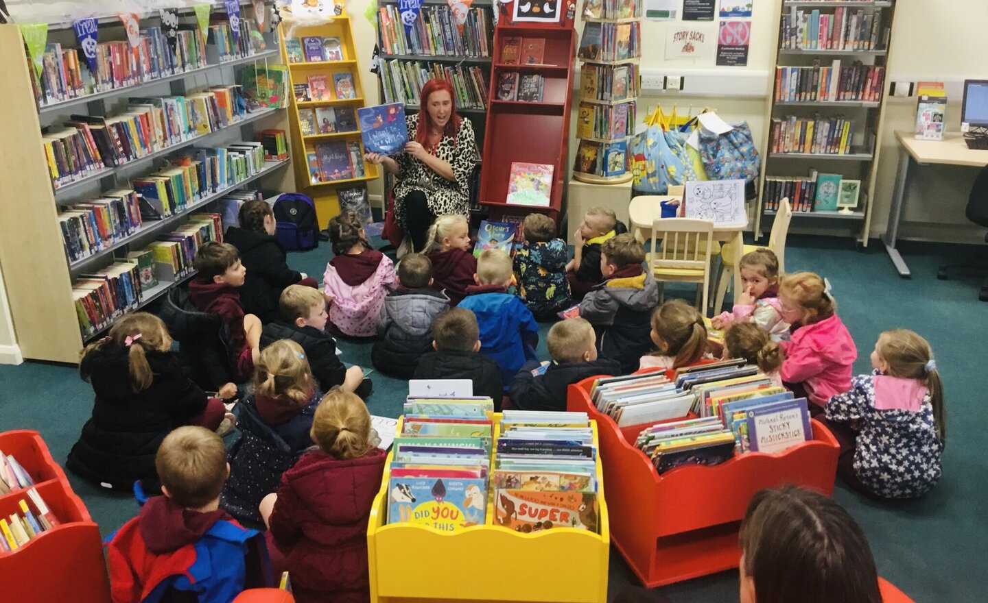 Image of Year 1 Library Visit