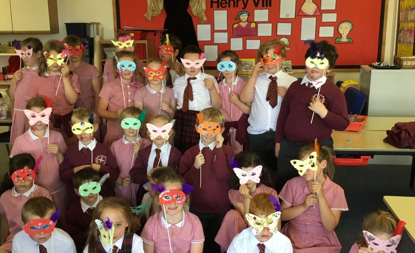 Image of Year 3 Tudor Masks