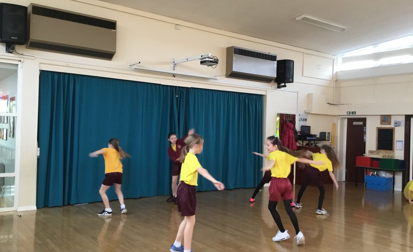 Image of Y5 dance 21.1.20