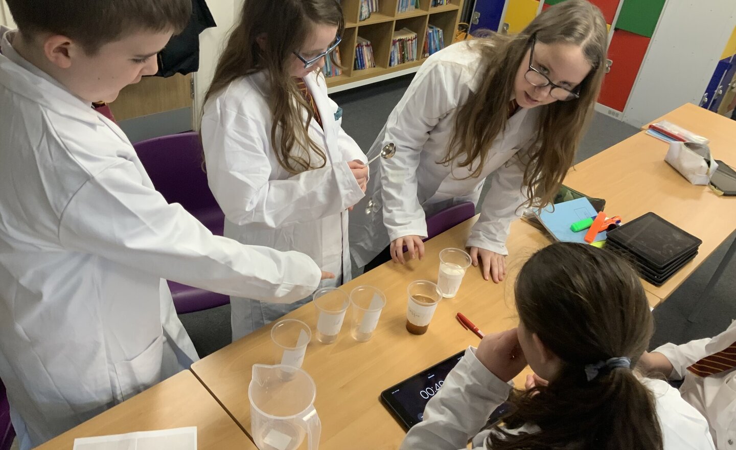 Image of Y6 Dissolving Investigation