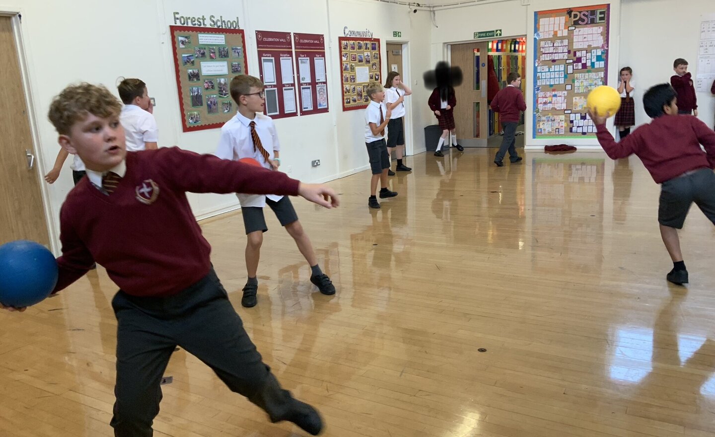 Image of Y6 Dodgeball