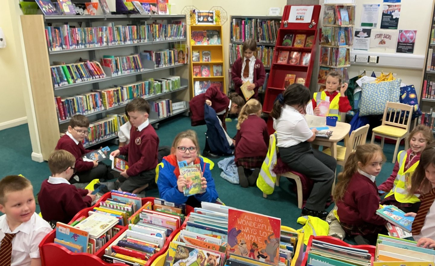 Image of Year 3 Library Visit
