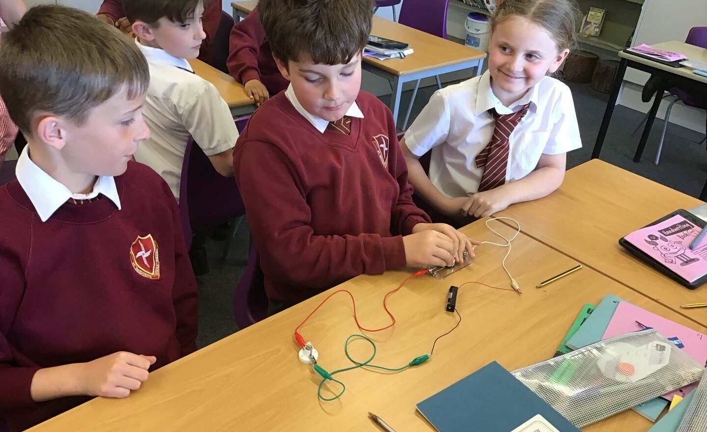 Image of Year 4 Investigating Circuits