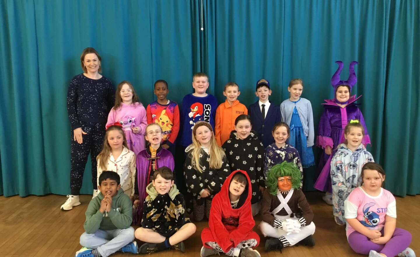 Image of Year 3 celebrate World Book Day 2025