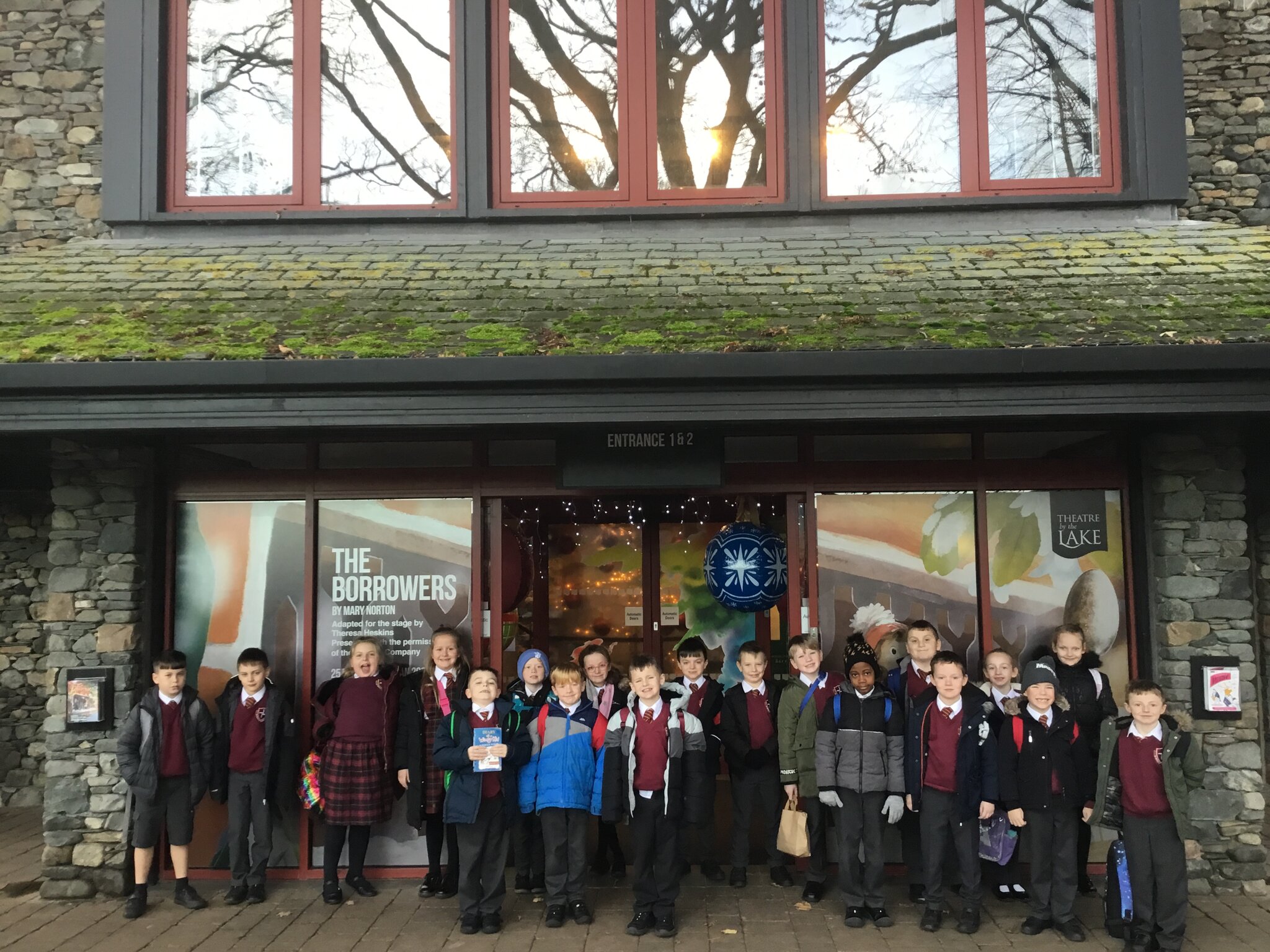 Image of Year 3 and 4 Theatre Visit